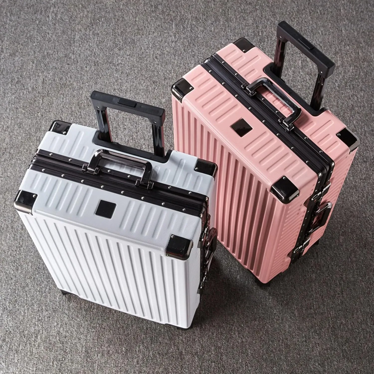 Carry-on Luggage, Suitcase with Silent Shock-Absorbing Universal Wheels, Hard Expandable and Large Capacity, Suitable for Traveling (White 24 inches)