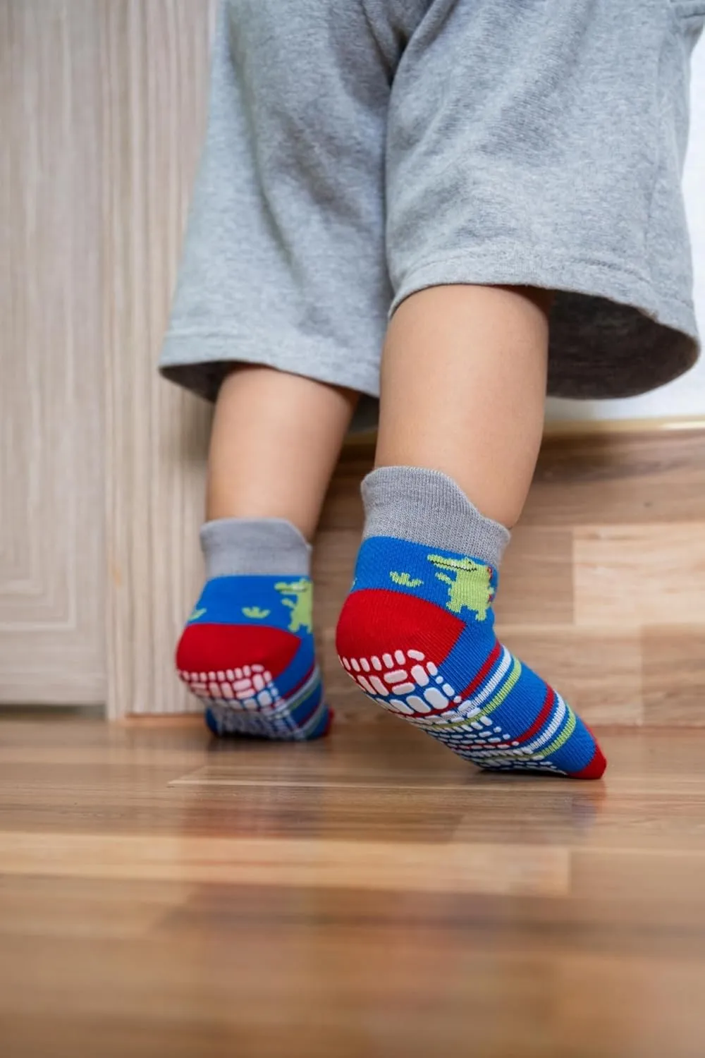 RATIVE Anti Slip Ankle Socks with Grips for Baby Toddler Kids Boys Girls